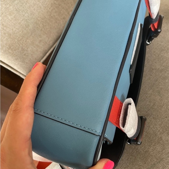 NWT!COACH TRACK CROSSBODY IN COLORBLOCK BAG(CC356) - Picture 9 of 11